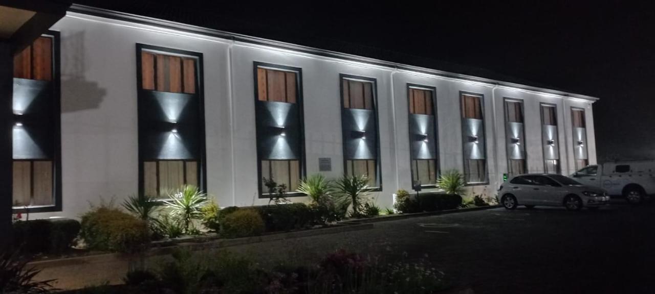 哈里斯米特蒙特罗斯普罗蒂亚酒店 哈里史密斯 外观 照片